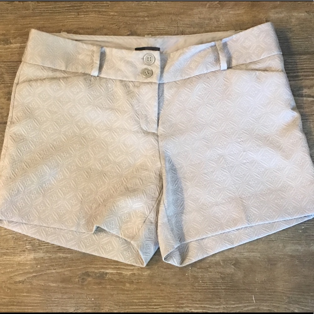 The Limited Tan Shorts Size 8